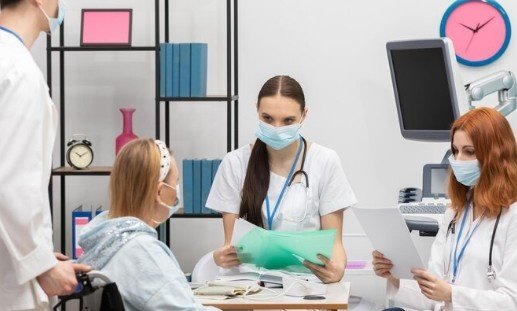 Best Adolescent Medicine Centre in Noida