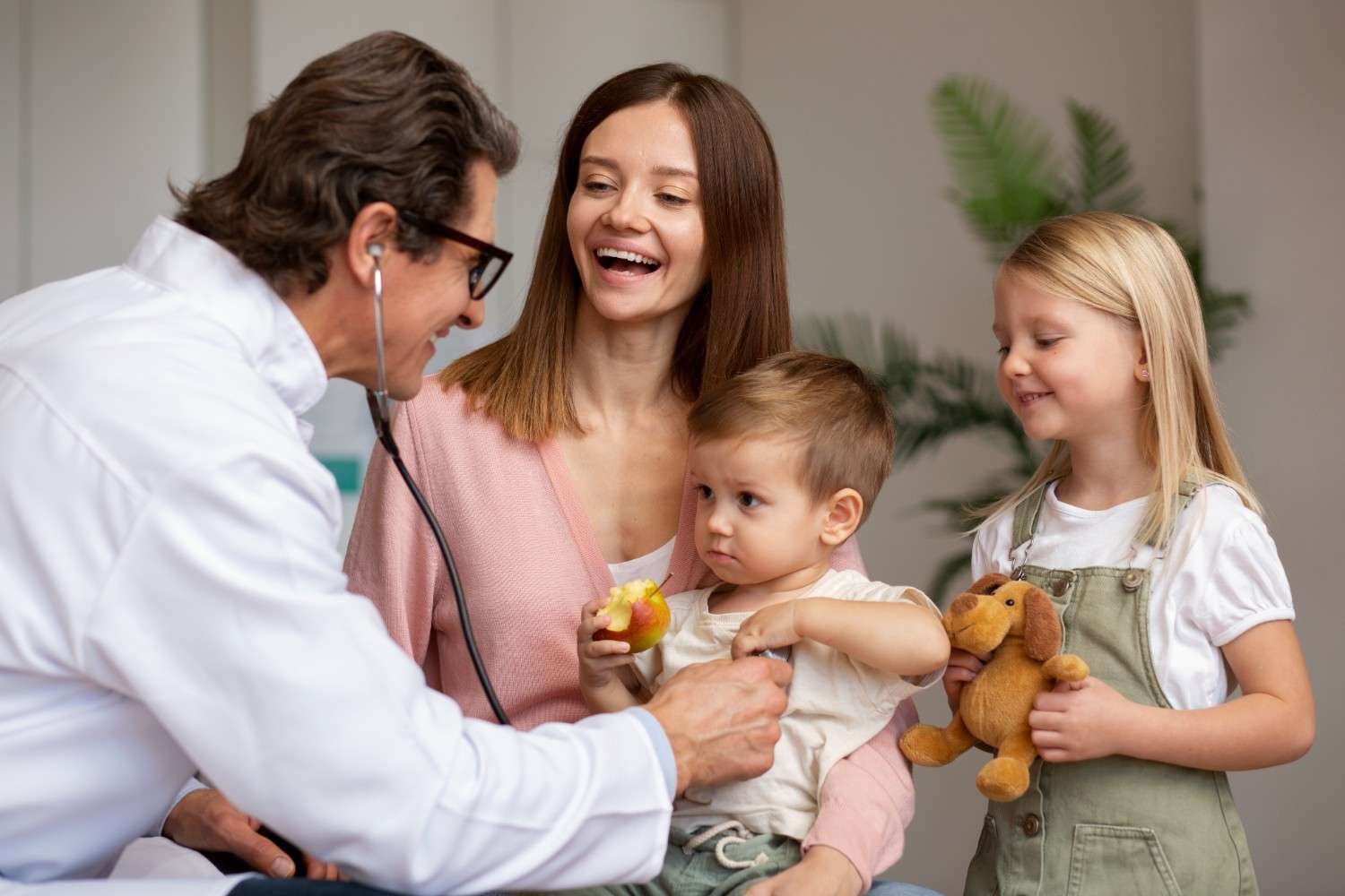 Best Pediatrician in Sector 45, Noida